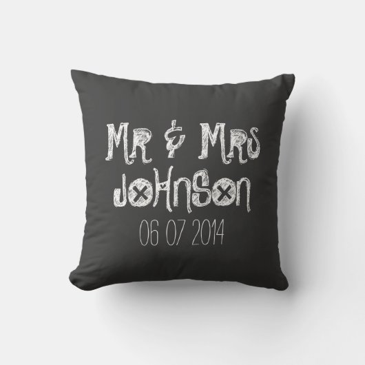 Coussin M. et Mme mariage noir en tableau noir jettent l'o (Recto)