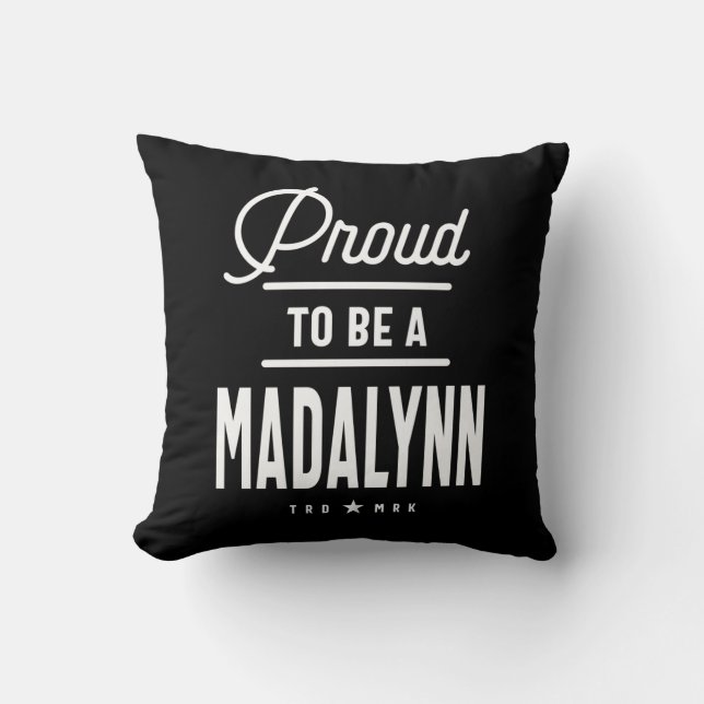 Coussin Madalynn Nom personnalisé Cadeau Anniversaire (Recto)