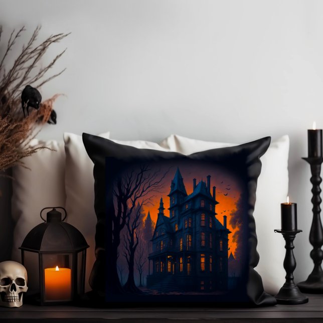 Coussin Maison Hantée d'Halloween pour adultes (Créateur téléchargé)
