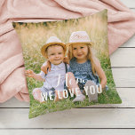 Coussin Maman We Love You Personnalisé Mothers Day Photo<br><div class="desc">Le coussin photo personnalisé comprend deux photos de famille préférées des enfants (avant et arrière) avec un message spécial "Maman,  nous t'aimons" en blanc élégant qui peut être personnalisé avec votre libellé préféré. Un beau cadeau pour Maman cette Fête des Mères !</div>