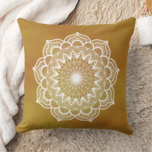 Coussin Mandala blanc sur fond doré