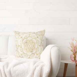 Coussin Mandala floral élégant en or blanc