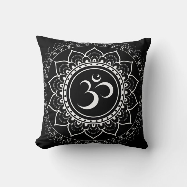 Coussin Mandala Om noir (Recto)