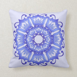 Coussin Mandala. violet floral