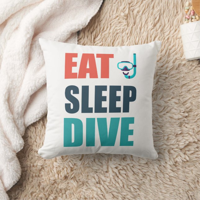 Coussin Mange, Dors, Plongée (Couverture)