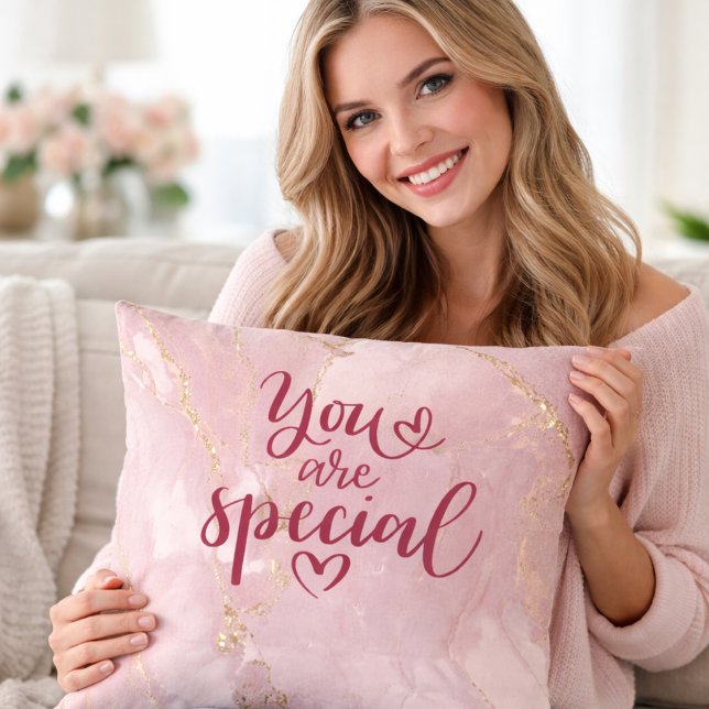 Coussin Marbre Rose Accent Doré Décoratif (Créateur téléchargé)