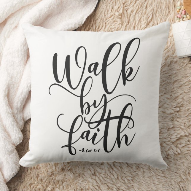 Coussin Marcher Par La Foi 2 Corinthiens 5:7 (Couverture)