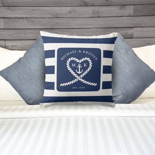 Coussin Mariage à l'ancre à cœur rayé bleu marine