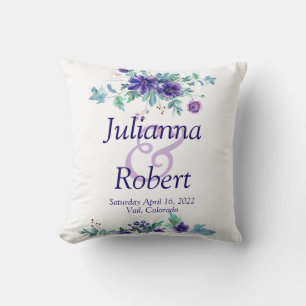 Coussin Mariage fleuri à l'aquarelle violette lancer l'ore