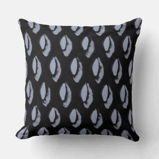 Coussin mariage motif bleu clair. (Recto)