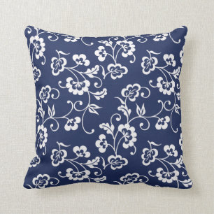 Coussin Marine et modèle floral blanc