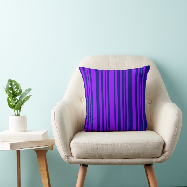 Coussin MAZIPOODLES Rayures Spaghetti Bleu et Violet 2 (Chaise)