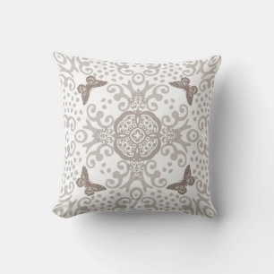 Coussin Médaillon Papillon Aspect Vintage Argent et Blanc