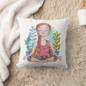 Coussin Méditer la fille avec les Plantes (Couverture)