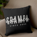 Coussin Meilleur Grampa depuis 20XX Moderne Simple Preppy<br><div class="desc">Ce design simple et moderne est composé de la typographie de san serif.</div>