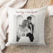 Coussin Merry & Married - Personalized Newlywed Christmas (Couverture)