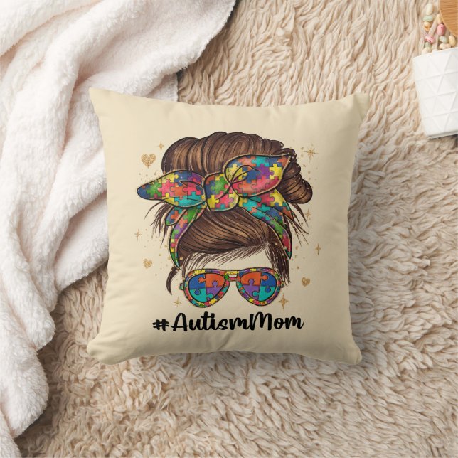 Coussin Messy Bun Fier Autisme Maman (Couverture)