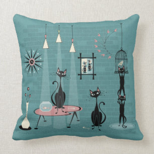 Coussin Mi-siècle Kitty Famille Mischief ©studioxtine