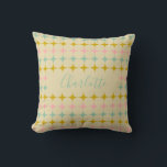 Coussin Mid Century Mod Stars | Couleur Vintage personnali<br><div class="desc">Un mignon motif moderne du milieu du siècle des étoiles rétro dans une palette de couleurs pastel vintage de rose,  jaune et bleu,  personnalisée avec votre nom.</div>