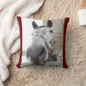 Coussin Mignonne Gros plan d'un cheval (Couverture)