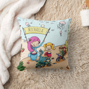 Coussin Mignonne sirène de fille personnalisée