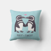 Coussin Mignons manchots qui s'embrassent, unis pour la vi (Verso)