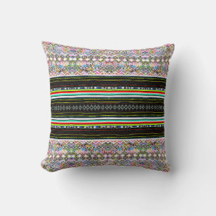 Coussin Mignons motifs tribaux aztèques colorés