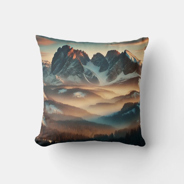 Coussin Misty Mountain Throw Pillow (Recto)