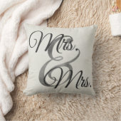 Coussin Mme et mariage lesbien de Mme White Script (Couverture)
