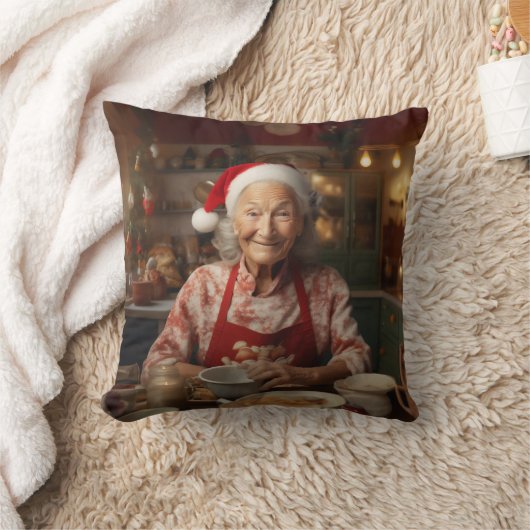 Coussin Mme Santa faisant un gâteau (Couverture)