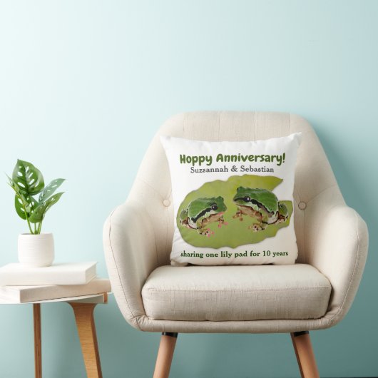 Coussin Modèle de couple de grenouilles pour anniversaire (Chaise)
