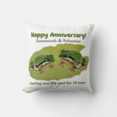 Coussin Modèle de couple de grenouilles pour anniversaire (Recto)
