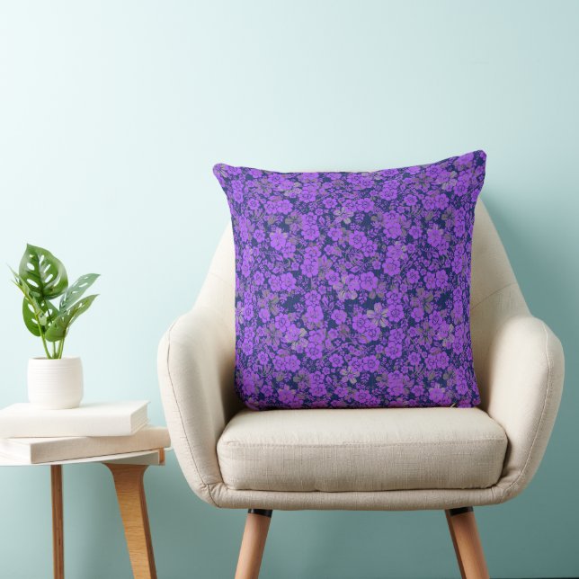 Coussin Modèle floral 15.Purple.b DBlue BG (Chaise)