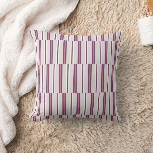 Coussin Modern Mauve and Plum Stripe (Couverture)