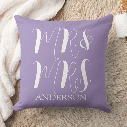 Coussin Moderne Mariage Script Mari et Femme Violet (Couverture)