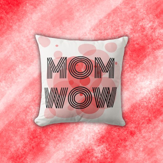Coussin MOM WOW noir sur rouge |