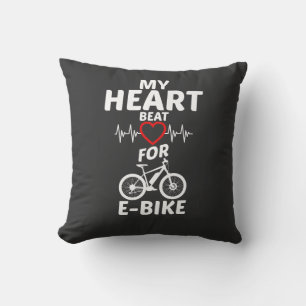 Coussin Mon coeur bat pour Ebike E Bike T-Shirt