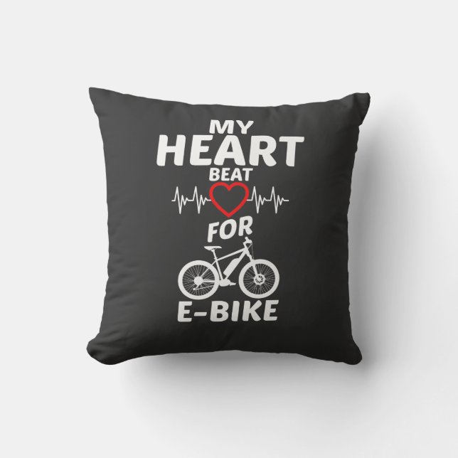 Coussin Mon coeur bat pour Ebike E Bike T-Shirt (Recto)