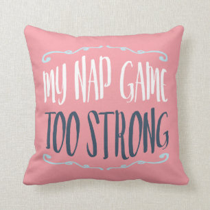 Coussin Mon motif drôle trop fort de coeurs de citation d
