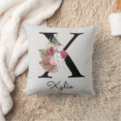 Coussin Monogram Pink Boho Girly Floral Initial X (Couverture)