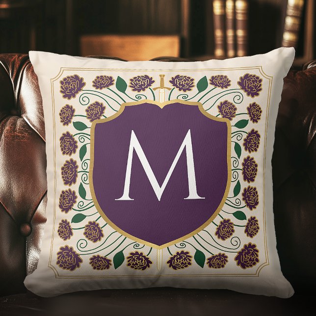 Coussin Monogramme Bouclier Épée Médiévale Aubergine (Créateur téléchargé)