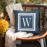 Coussin Monogramme Carré classique bleu et blanc du lac<br><div class="desc">Concevez votre propre oreiller à projeter sur mesure dans n'importe quelle combinaison de couleurs pour parfaitement coordonner avec votre décor maison dans n'importe quel espace! Utilisez les outils de conception pour modifier la couleur arrière - plan et la couleur de bordure carré, ou ajoutez votre propre texte pour inclure un...</div>