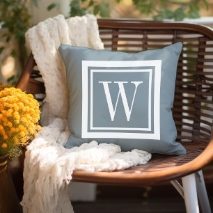 Coussin Monogramme Carré classique bleu et blanc Dusty