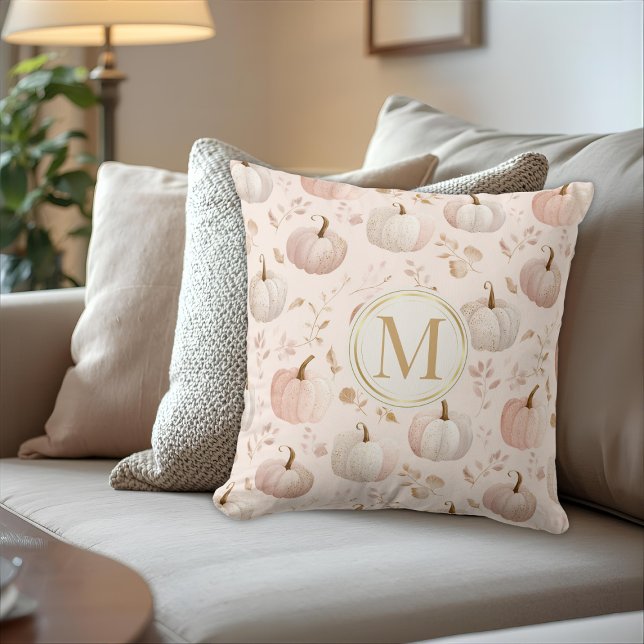 Coussin Monogramme Citrouille Pastel - Initiale personnali (Créateur téléchargé)