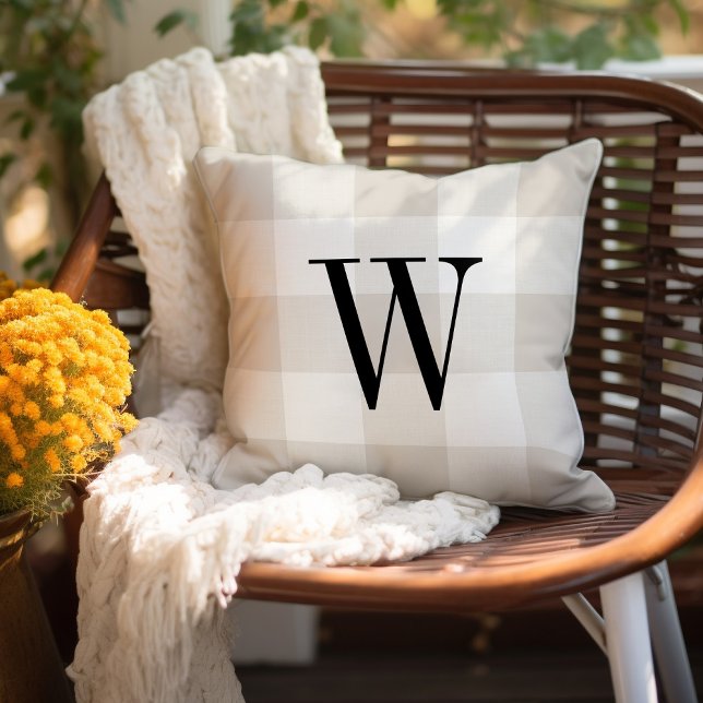 Coussin Monogramme de chèque de buffle beige | Ferme moder (Créateur téléchargé)