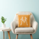 Coussin Monogramme de corde de plage orange moderne<br><div class="desc">Monographie de la corde de plage côtière orange</div>
