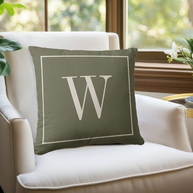 Coussin Monogramme de designer initiale vert mousse et ivo (Designer Monogram Inital Moss Green & Ivory Throw Pillo)