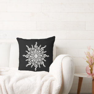 Coussin Monogramme de flocon de neige noir et blanc