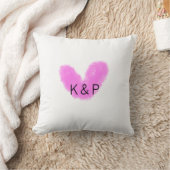 Coussin Monogramme de lettre de nom de couple de mariage à (Couverture)
