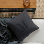Coussin monogramme de texture de lin noir<br><div class="desc">Texture de lin noir monogramme,  design moderne minimaliste.</div>